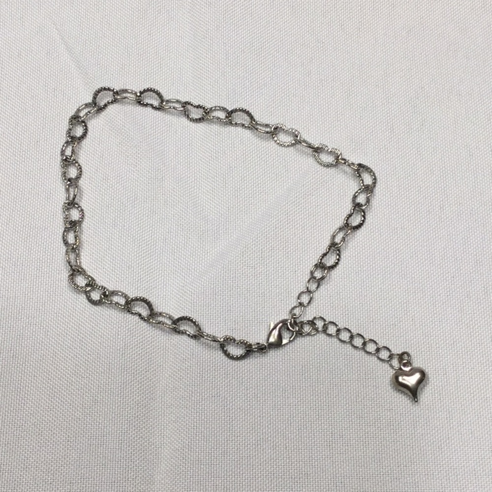3/$30 Ankle bracelet fits 8 1/2-9 1/2 silver